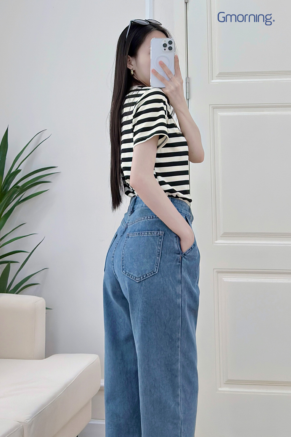 Áo thun sọc thêu