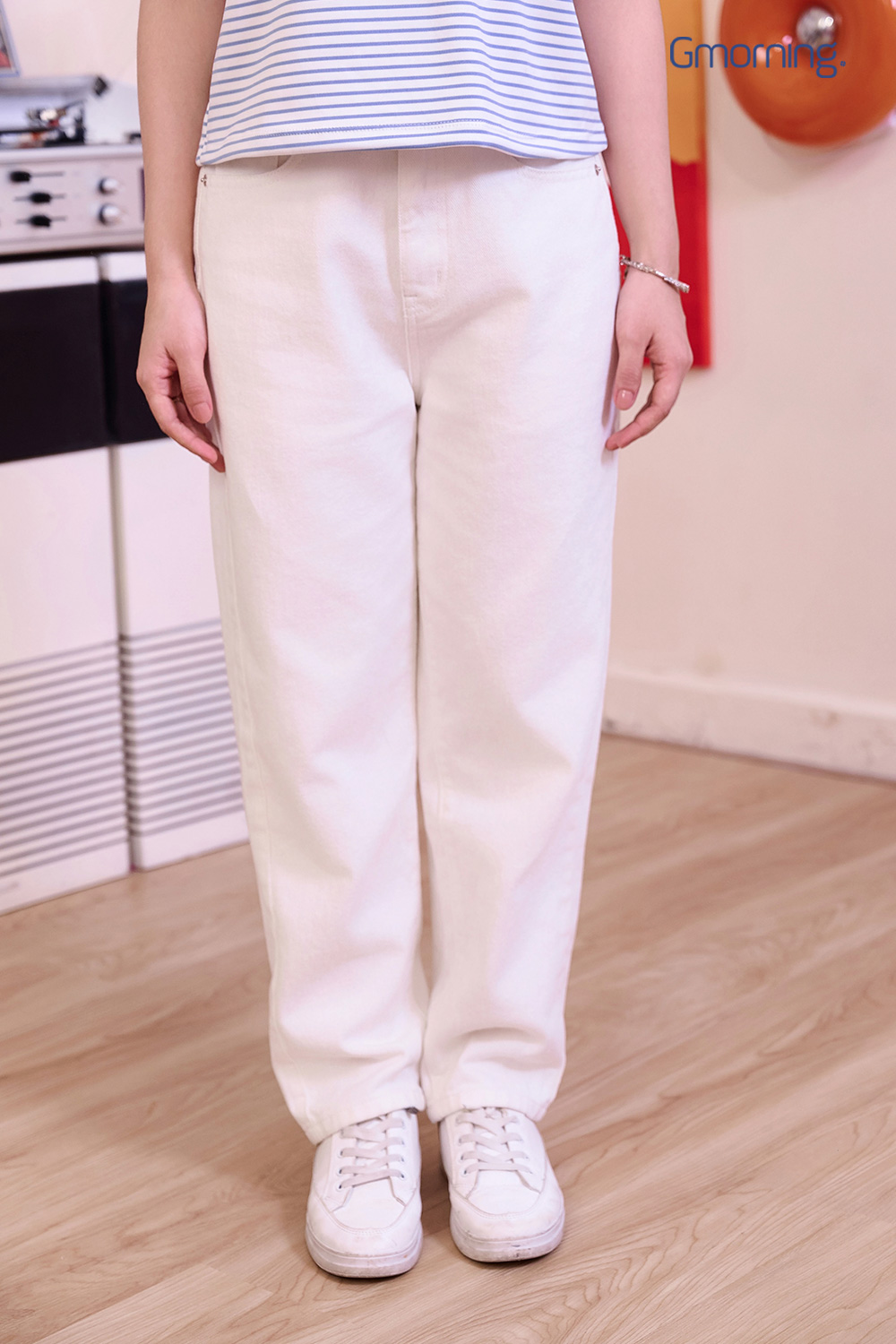 Quần jean ống côn