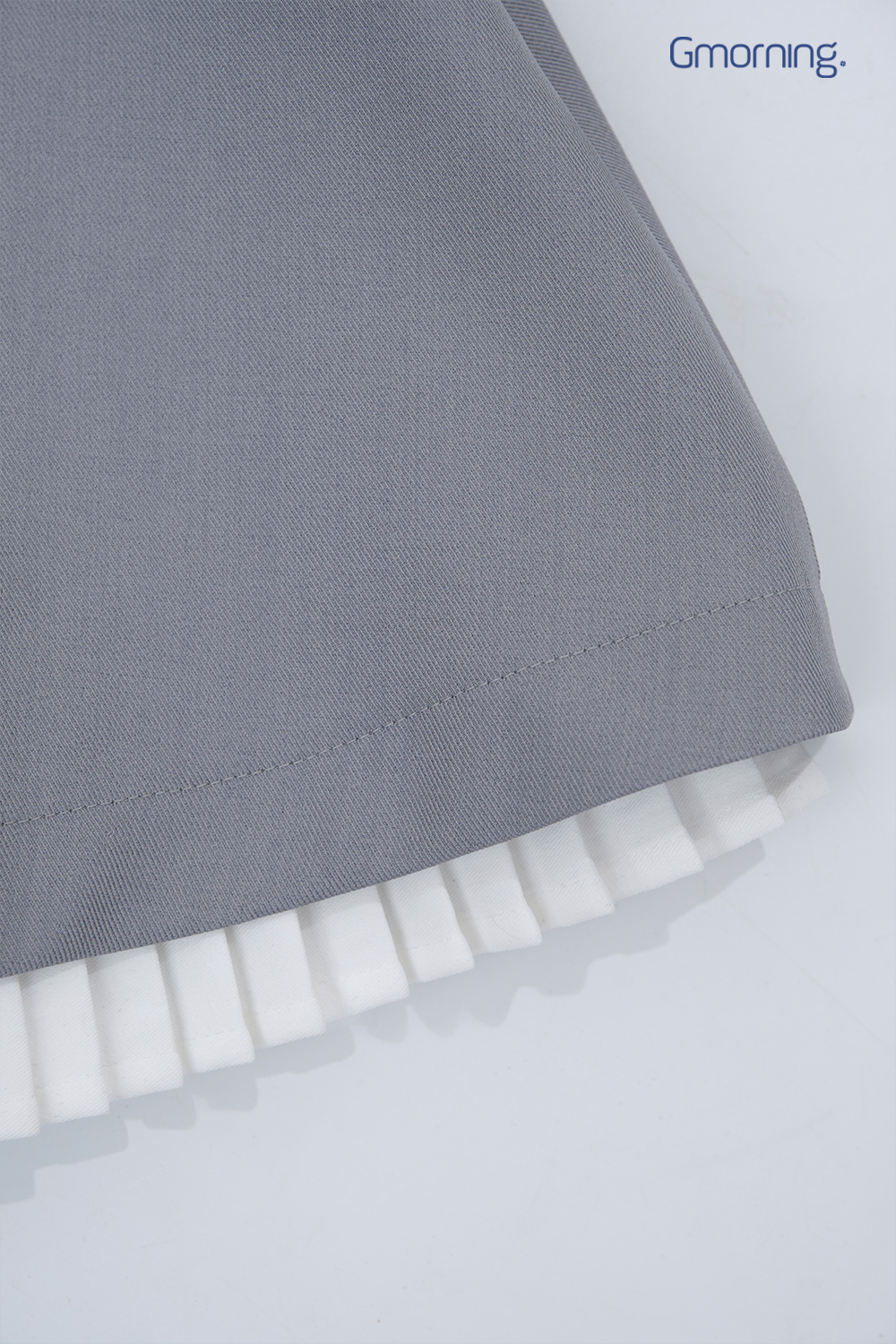 Chân váy tầng xếp ly