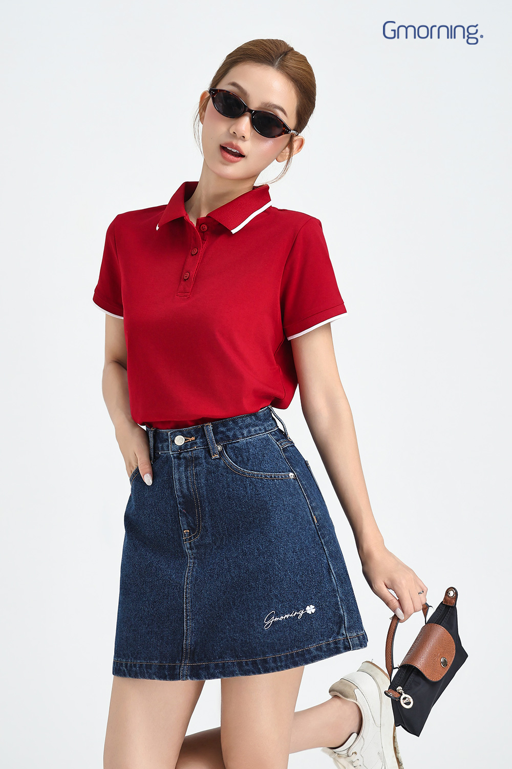 Chân váy denim thêu