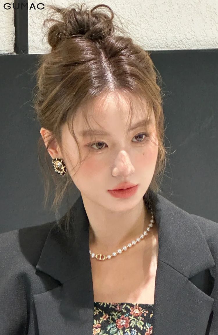 kieu toc di tiec cho mat tron