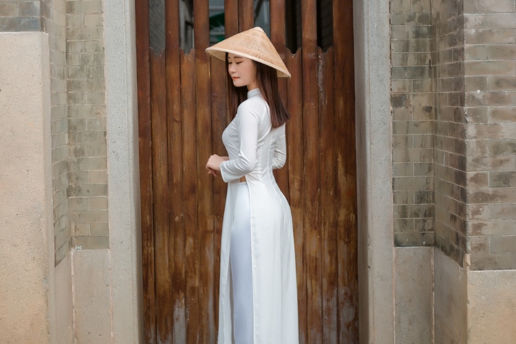 luu ý khi mac ao dai khong chon noi y co mau noi