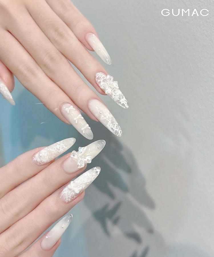 mau nail co dau sang trong