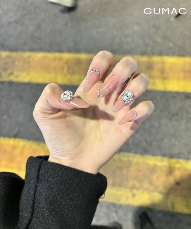 mau nail dinh da sang chanh