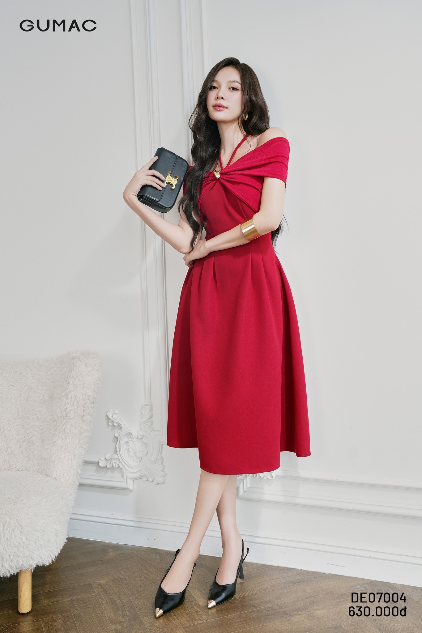 dam gumac chu a nut kim loai