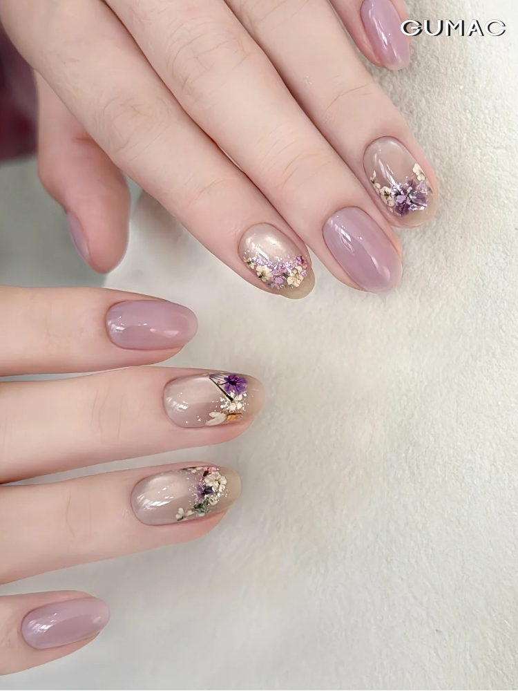 mau nail an hoa lavender kho