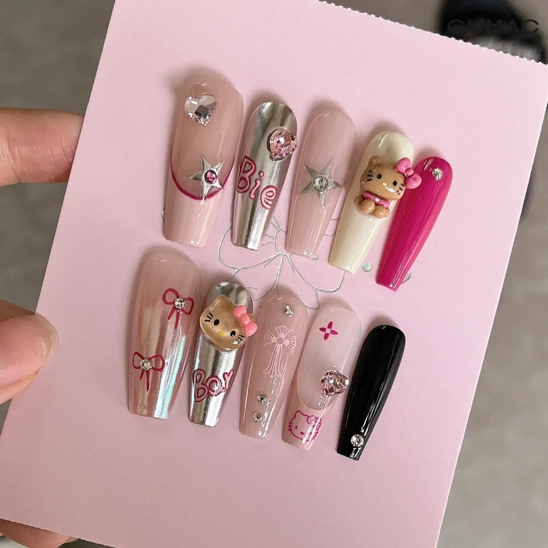 mau nail hoat hinh hello kitty bieu tuong de thuong khong the bo lo