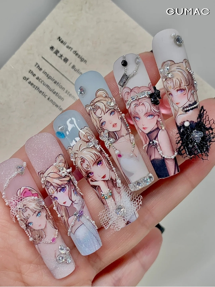 mong tay hoat hinh thuy thu mat trang