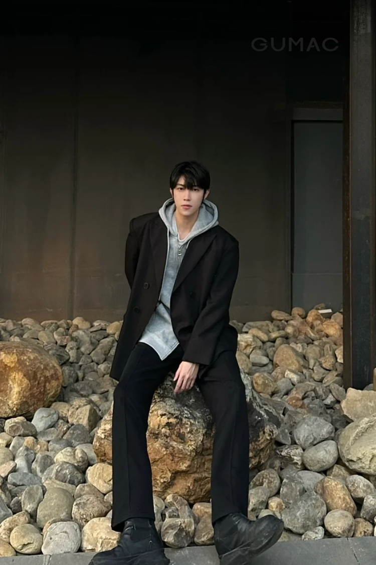Outfit blazer với style Hàn Quốc