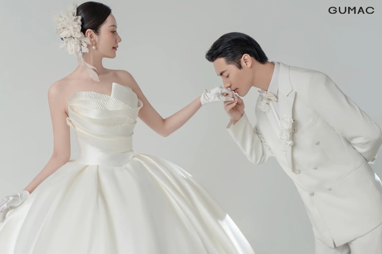 cach tao dang chup anh cuoi dep