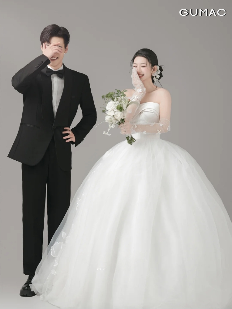 cach tao dang chup anh voi co dau de thuong