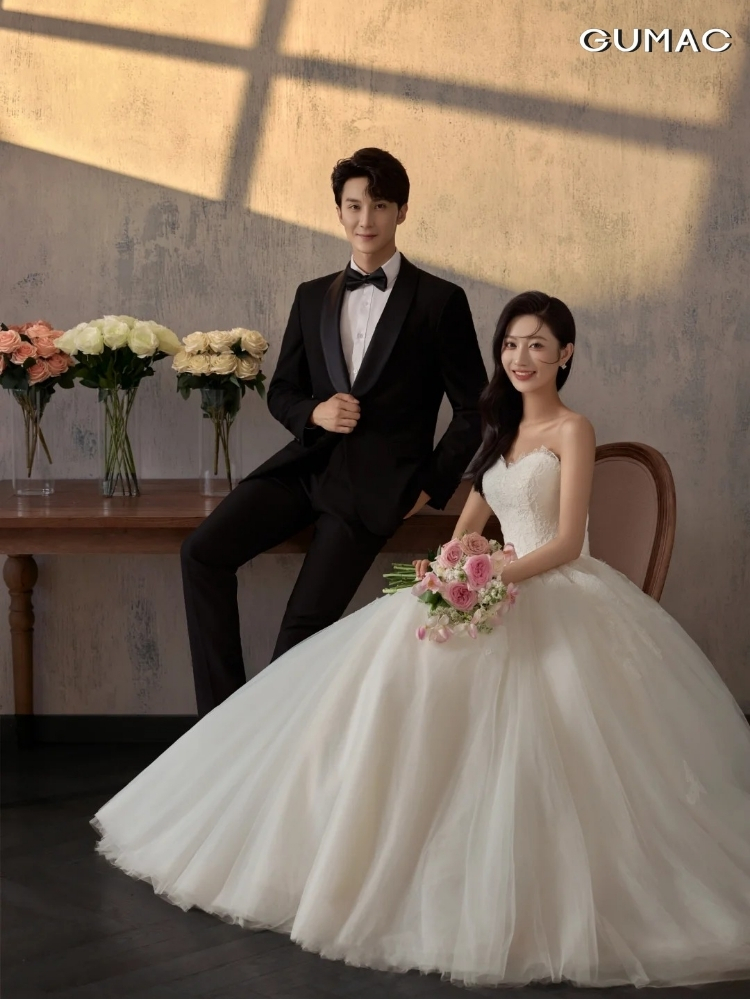 y tuong chup anh ky niem ngay cuoi