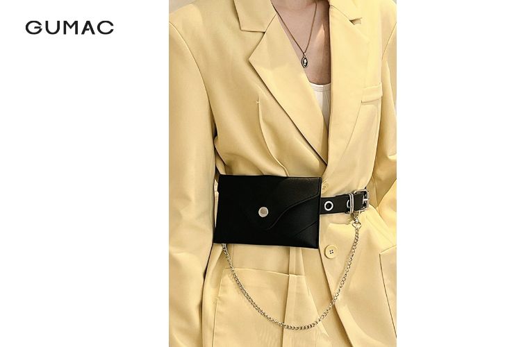 Kiểu thắt lưng mix mini bag nữ thời thượng