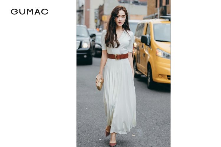 Cách đeo thắt lưng dưới ngực tôn dáng Cách đeo thắt lưng dưới ngực tôn dáng