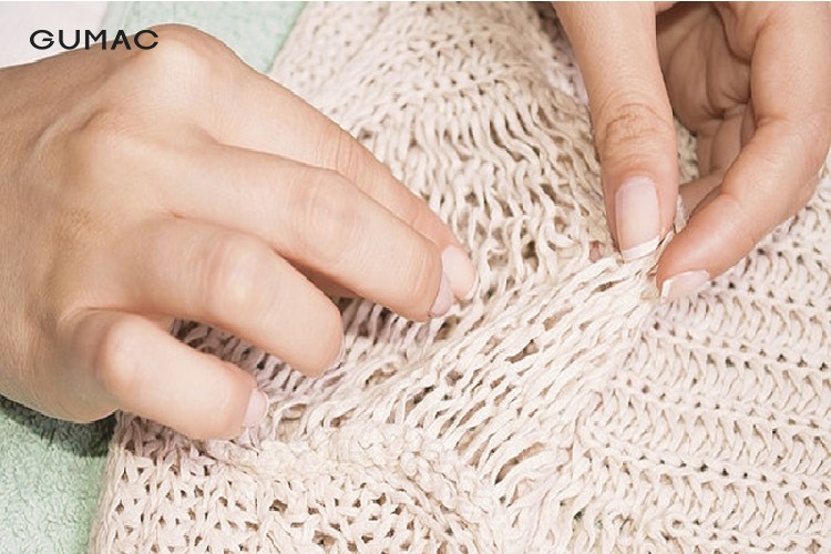 Một số mẹo khắc phục những sự cố khi giặt áo len