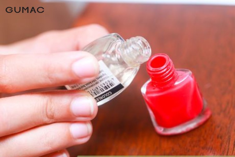 Cách làm loãng sơn móng tay khi bị vón cục hiệu quả lâu dài