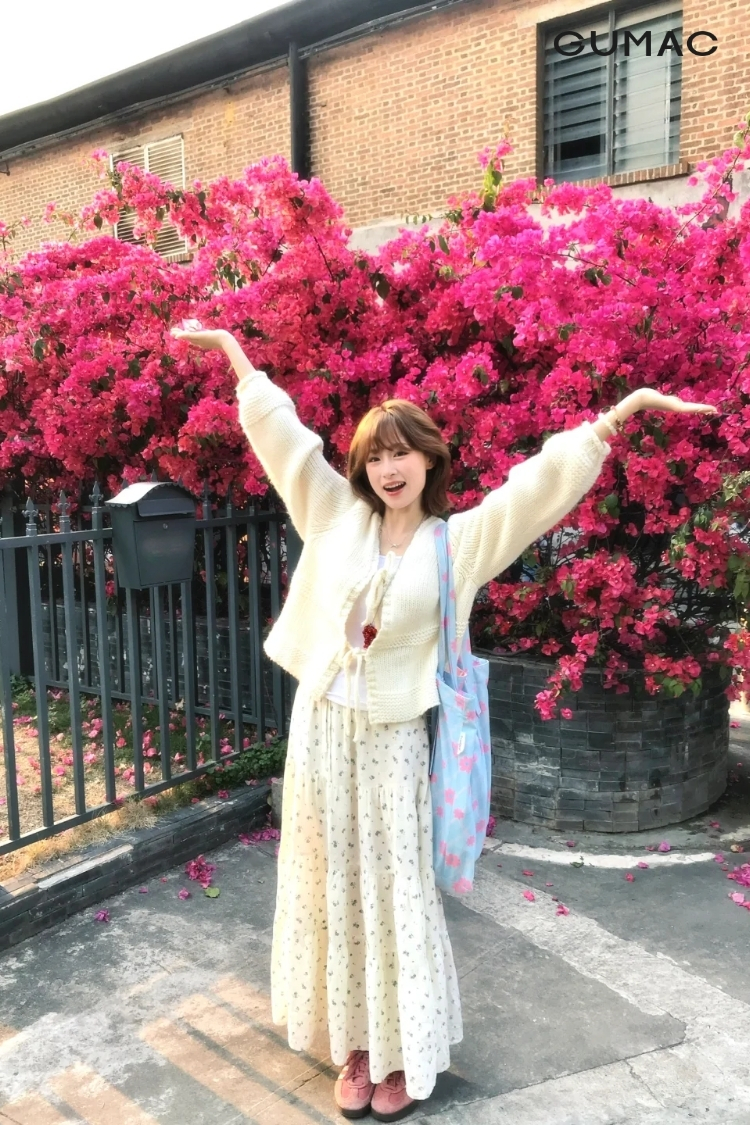 kieu tao dang gio tay chu v chup anh hoa giay dep