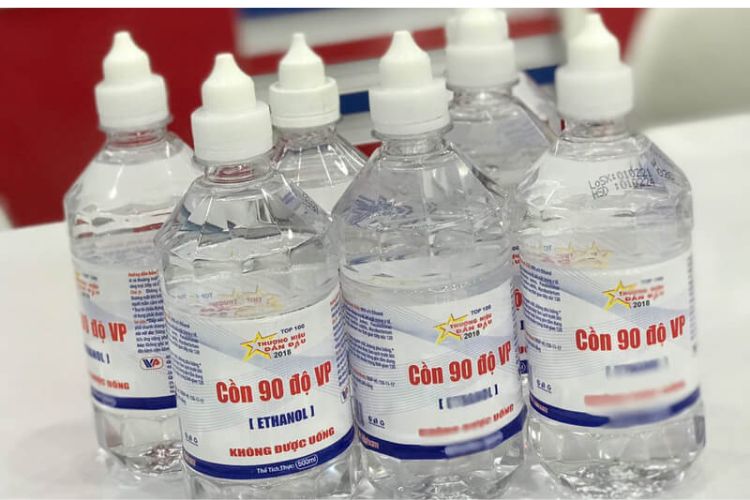 Xóa hình in áo thun bằng Cồn