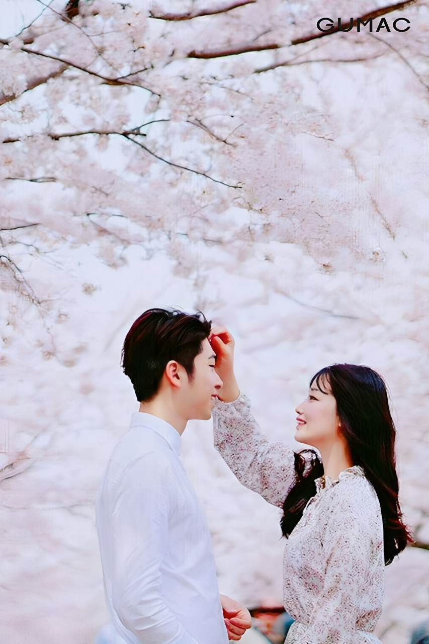 chup anh tay vuot toc nguoi yeu anh mat say dam