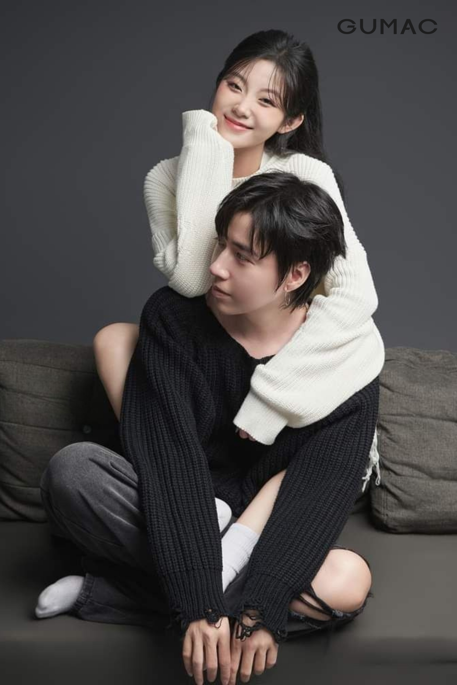 tao dang om nguoi yeu tu phia sau tinh cam