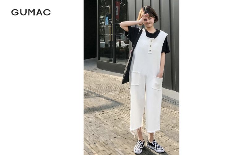 diện áo phông với quần yếm cực dễ thương cho nàng bigsize