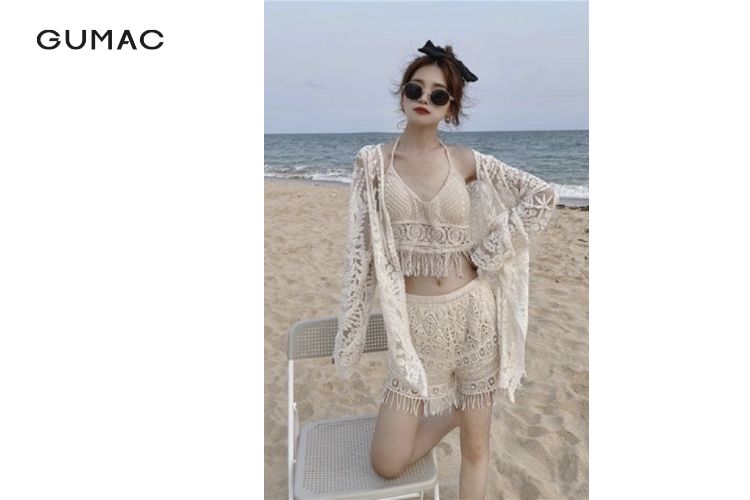 Bikini đan lưới lạ mắt nhưng vẫn quyến rũ