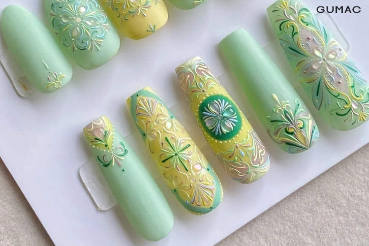 mau nail hoa tiet tho cam phong cach bohemian