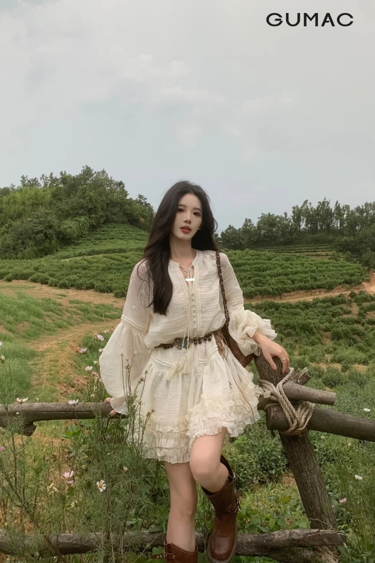 Phối đồ đi chơi với đầm boho cực lạ