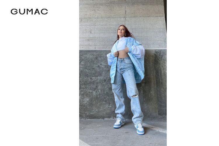 áo bomber phối quần jean nữ ống rộng